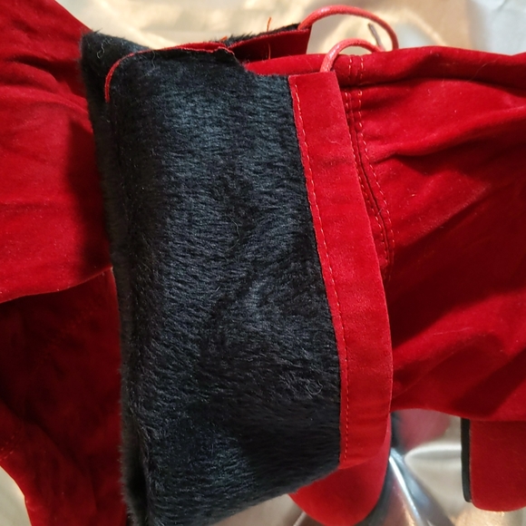 ❤️NWOT - Red Hot Ruby 🔥🔥 knee high boots - Picture 4 of 9